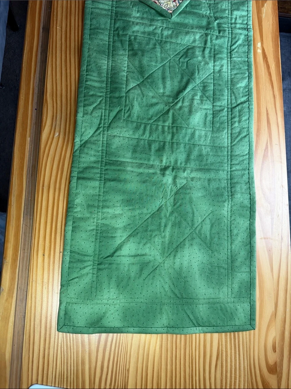 Handmade Quilted Teapot Table Runner Vintage Kitchen Cottagecore Green Red